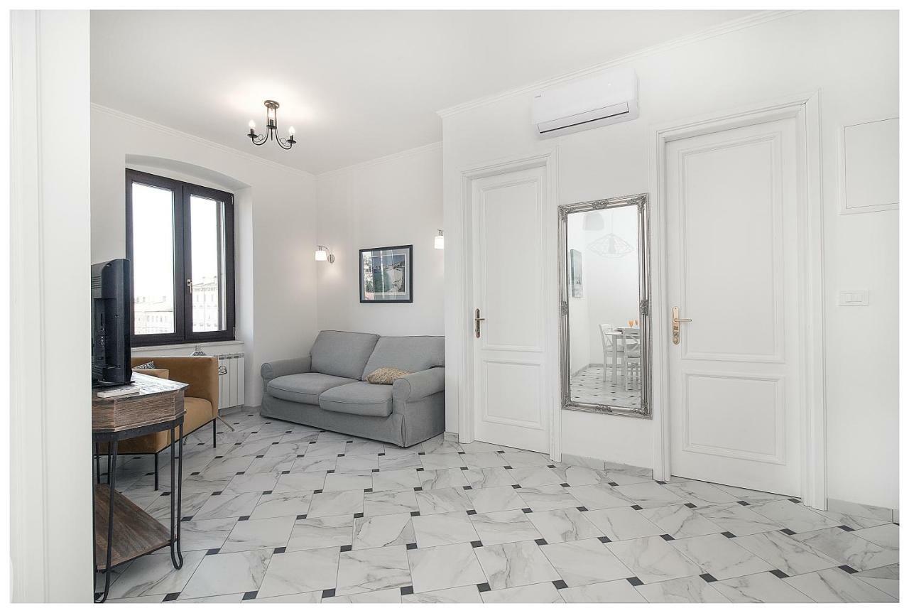 Stylish - Centre Apartment Theatre View Rijeka Exterior photo