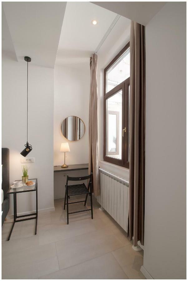 Stylish - Centre Apartment Theatre View Rijeka Exterior photo